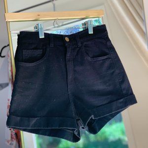 American Apparel Shorts Black High-waisted 26/27